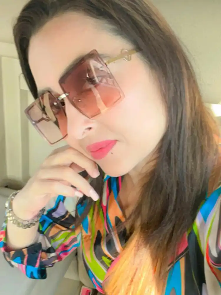 We provide Russian escort service in Delhi - Booking open for all. Service available 3 Star and 5 Star hotels only. Price start from 10000 rs 